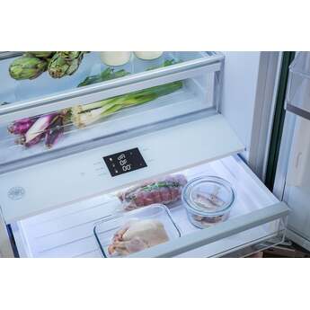 Bertazzoni REF36BMBZPNV  36 Inch Bottom Freezer Refrigerator — thumbnail 9