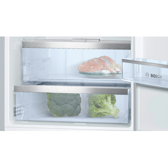 Bosch 500 Series 24" 12.5 cu. ft. Stainless Steel Counter Depth Bottom Freezer Refrigerator - Energy Star — thumbnail 18