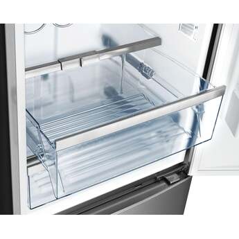 Bosch 500 Series 24" 12.5 cu. ft. Stainless Steel Counter Depth Bottom Freezer Refrigerator - Energy Star — thumbnail 19