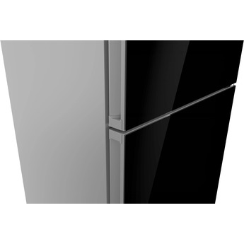 Bosch B24CB80ESB 24 Inch Counter Depth Bottom Freezer Refrigerator — thumbnail 12
