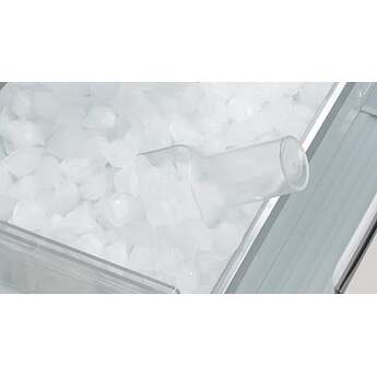 Bosch B24CB80ESW 24 Inch Counter Depth Bottom Freezer Refrigerator — thumbnail 8