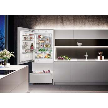 Liebherr HCB1591 30 Inch Panel Ready Counter Depth Bottom Freezer Refrigerator — thumbnail 13