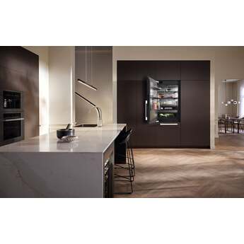 Miele 30 Inch Master Cool Lower Beltline Bottom Mount Fridge/Freezer: Panel Ready, Left Hinge — thumbnail 3