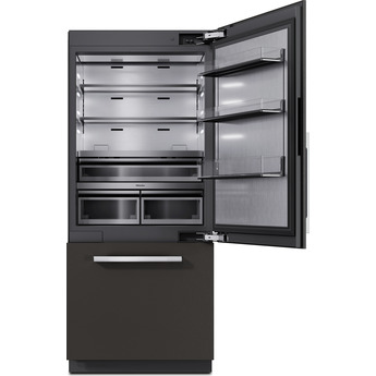 Miele 36 Inch Master Cool Lower Beltline Bottom Mount Fridge/Freezer: Panel Ready, Right Hinge — thumbnail 3