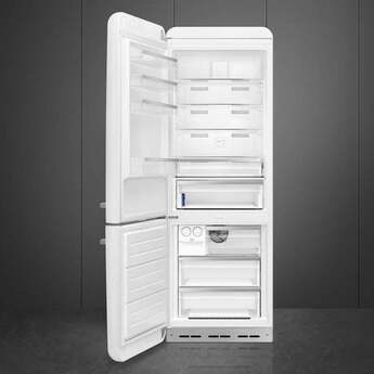 Smeg FAB38ULWH 50s Retro Style Series 28 Inch White Bottom Freezer Refrigerator — thumbnail 5