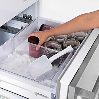 Z Line ZLINE 30 Inch 16.1 cu. ft. Built-In 2-Door Bottom Freezer Refrigerator: Durasnow Stainless Steel — thumbnail 26