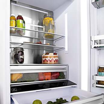 Z Line 60 Inch Built-In French Door Refrigerator with 32.2 cu. ft. Capacity, Adjustable Shelves, CrispControl Drawer, Twin Cooling+, Internal Water Dispenser, Ice Maker, and ENERGY STAR : Stainless Steel with Champagne Bronze Accents — thumbnail 34