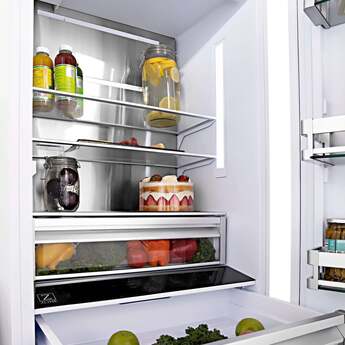 Z Line Autograph Edition 60 Inch Built-In 4-Door French Door Refrigerator with 32.2 cu. ft. Capacity, Adjustable Shelves, CrispControl Drawer, Twin Cooling+, Internal Water Dispenser, Ice Maker, and ENERGY STAR : Durasnow Stainless Steel With Champagne Bronze Accents — thumbnail 33