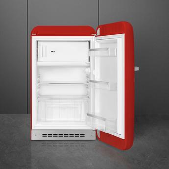 Smeg FAB10URRD3 50s Retro Style Series 22 Inch Compact Refrigerator — thumbnail 2