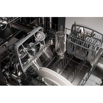 Bertazzoni DW24T3IXT 24 Inch Stainless Steel Built-In Dishwasher — thumbnail 9