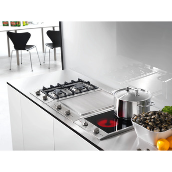 Miele CS1112E240V CombiSet Series 12 Inch Electric Smoothtop Cooktop — thumbnail 3