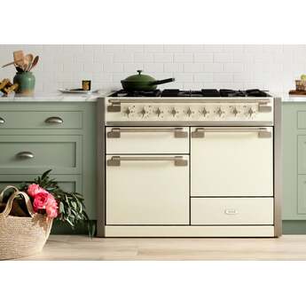 AGA AEL361INBLK Elise Series 36 Inch Gloss Black Induction Electric Freestanding Range, in Gloss Black — thumbnail 4