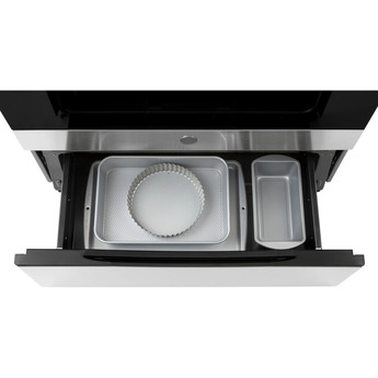 GE 30" Stainless Steel Electric Self Cleaning Coil Range — thumbnail 4