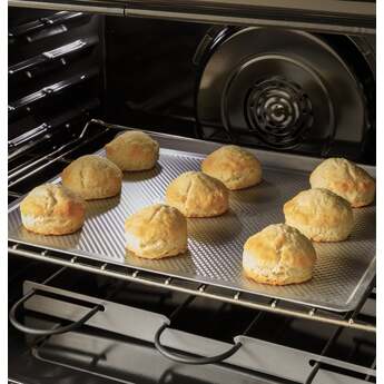 GE 30" 5.3 cu.ft. Fingerprint Resistant Stainless Steel Electric Smoothtop Range — thumbnail 10