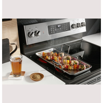 GE Profile PB935YPFS 30 Inch Stainless Steel Electric Convection Freestanding Range — thumbnail 11