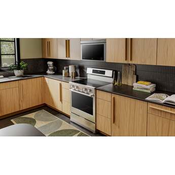 KitchenAid 5.3 Cu. Ft. Smart Freestanding Electric Range with Convection Cooking Modes: Stainless Steel — thumbnail 5