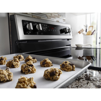 Maytag 30" Fingerprint Resistant Stainless Steel Electric Smoothtop Range - Convection — thumbnail 26