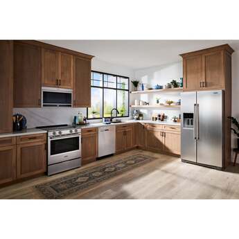Maytag 30-Inch Wide Slide-In Electric Range with Grill Mode and No Preheat Air Fry - 5.3 Cu. Ft.: Fingerprint-Resistant Stainless Steel — thumbnail 2