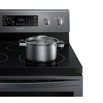 Samsung NE59T7511SG 30 Inch Black Stainless Steel Electric Convection Freestanding Range — thumbnail 4
