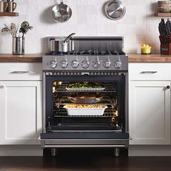 Viking RVGR33025BSS 3 Series 30 Inch Stainless Steel Gas Convection Freestanding Range — thumbnail 33