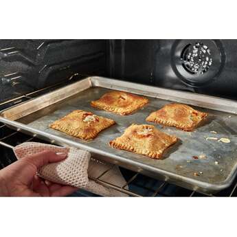 Whirlpool 30-inch Gas Range with Air Cooking Technology and EZ-2-Lift? Hinged Grates: Black Stainless — thumbnail 12