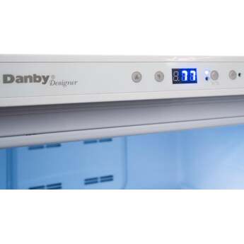 Danby DUF167A5WDD Designer 16.7 Cu. Ft. Upright Freezer — thumbnail 7