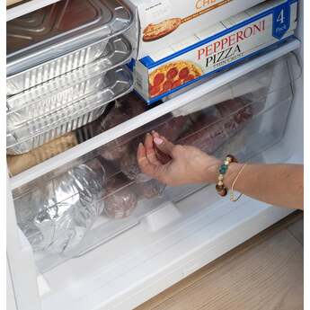 GE 14 Cu. Ft. Upright Convertible Freezer: White — thumbnail 4