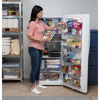 GE 14 Cu. Ft. Upright Convertible Freezer: White — thumbnail 8