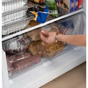 GE 22 Cu. Ft. Upright Convertible Freezer: White — thumbnail 4