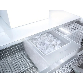 Miele F2812VI MasterCool Series 30 Inch Built-In Column Counter Depth Freezer, in Panel Ready — thumbnail 19