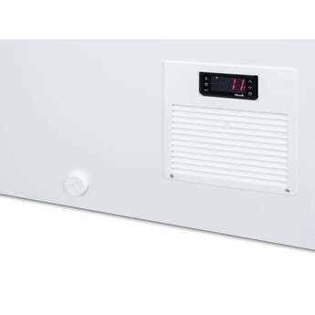 Summit Commercial 60" 14.8 cu.ft. White with Sliding Glass Door & Lock Chest Freezer — thumbnail 6
