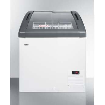 Summit Commercial 29" 5.7 cu.ft. White with Sliding Glass Door & Lock Chest Freezer — thumbnail 10
