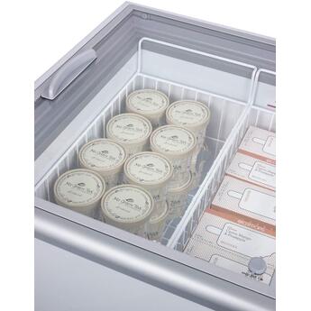 Summit Commercial 53" 15.0 cu.ft. White with Sliding Glass Door & Lock Chest Freezer — thumbnail 6