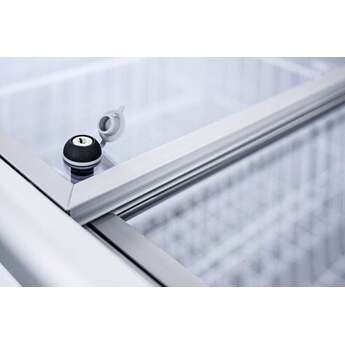 Summit Commercial 53" 14.1 cu.ft. White Chest Freezer - With Lock — thumbnail 2
