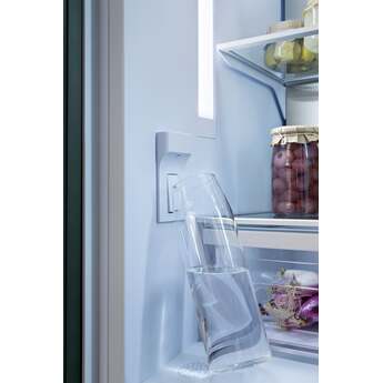 Bertazzoni REF36FDBZPNV 36 Inch French Door Refrigerator — thumbnail 11