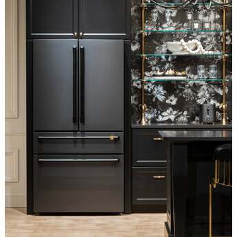 Cafe CGE29DP3TD1 Customizable Professional Collection Series 36 Inch French Door Refrigerator — thumbnail 22