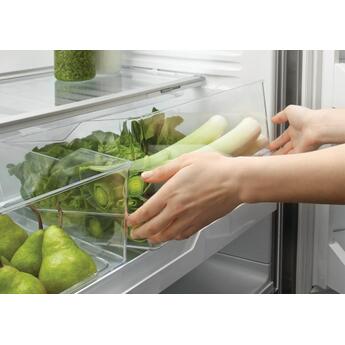 Fisher Paykel Active Smart 31" 17 cu.ft. Stainless Steel Counter Depth French Door Refrigerator - Energy Star — thumbnail 16