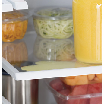 GE 36" 25.6 cu.ft. White French Door Refrigerator - Energy Star — thumbnail 9