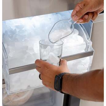 GE Profile PAD28BYTFS 36 Inch French Door Refrigerator — thumbnail 13