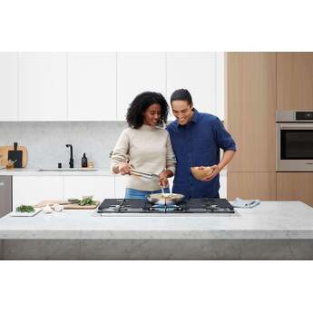 Bosch NGM8659UC 36 Inch 800 Series Gas Cooktop: Stainless Stainless Steel — thumbnail 3