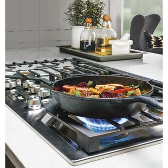 Monogram ZGU36ESLSS 36 Inch Gas Sealed Burner Cooktop — thumbnail 31