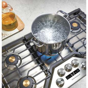 Monogram ZGU36ESLSS 36 Inch Gas Sealed Burner Cooktop — thumbnail 36