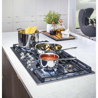 Monogram ZGU36ESLSS 36 Inch Gas Sealed Burner Cooktop — thumbnail 40