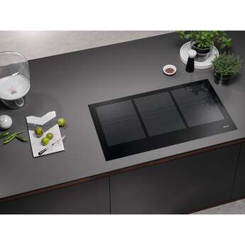 Miele KM7745FL 36 Inch Induction Smart Cooktop Black — thumbnail 4