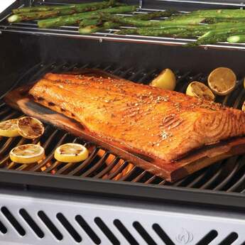 Napoleon Rogue Pro 625 Grill With Infrared Side Burner: Stainless Steel, Liquid Propane — thumbnail 20