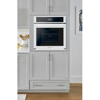 Frigidaire FCWS2727AW 27 Inch White Electric Single Wall Oven — thumbnail 13
