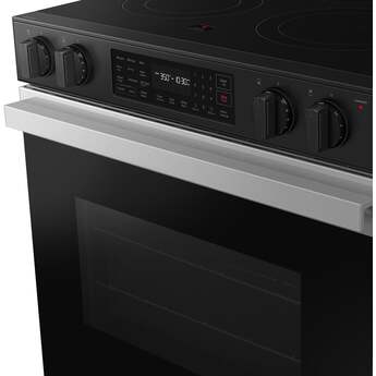 Samsung NSE6DG8300SR 6.3 Cubic Foot Electric Slide In Range Convection Self Clean Air Fry: Stainless Steel — thumbnail 8