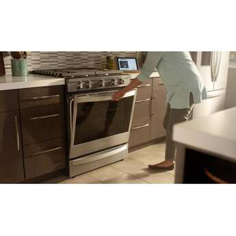 Whirlpool 30" Fingerprint Resistant Stainless Steel Gas Slide-In Sealed Burner Range - Convection - ADA Compliant — thumbnail 8