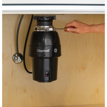 GE 1/2 HP Continuous Feed Garba Disposer — thumbnail 2