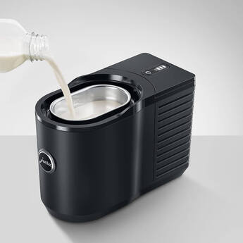 Cool Control 0.6L Milk Cooler - Black — thumbnail 8